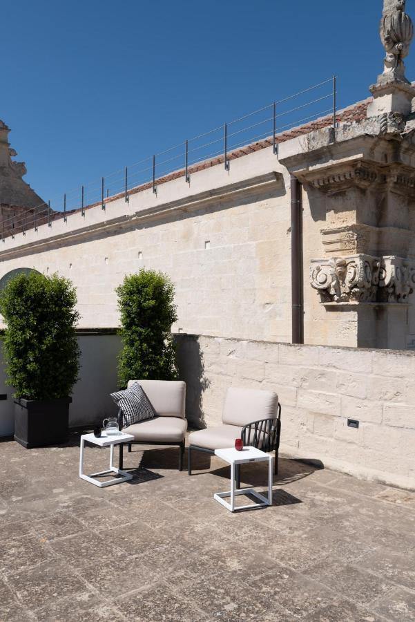 Palazzo Charlie Bed and Breakfast Lecce Exterior foto